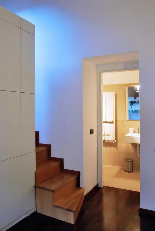 Pietranera Apartments Катания