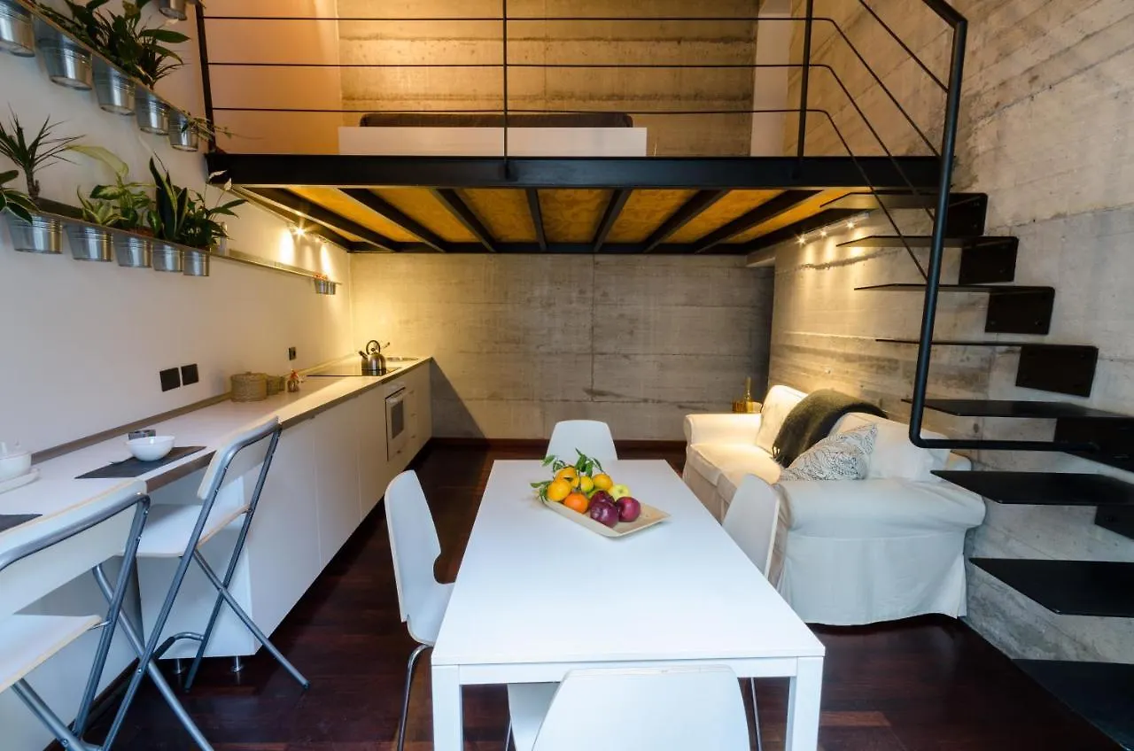 Pietranera Apartments Катания Италия