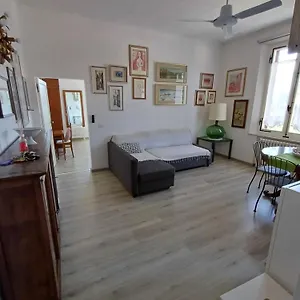 https://affaccio-su-siena.it-tuscanyhotel.com